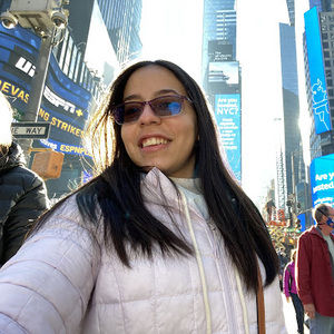 Meet your Posher, Andrea